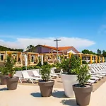 Mobile Homes With Pool In Medulin-istrien 38800 Medulin