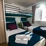Mobile Homes With Pool In Medulin-istrien 38800 *