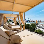 Holiday park Mobile Homes With Pool In Medulin-istrien 38800 Medulin