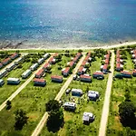 Mobile Homes With Pool In Medulin-istrien 38800 Holiday park *