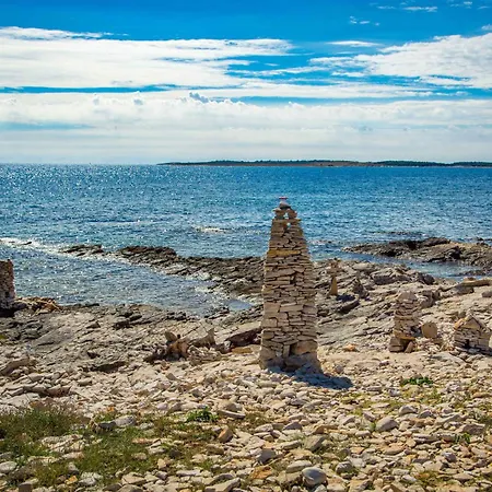 Kompleks wypoczynkowy Mobile Homes With Pool In Medulin-istrien 38800 *