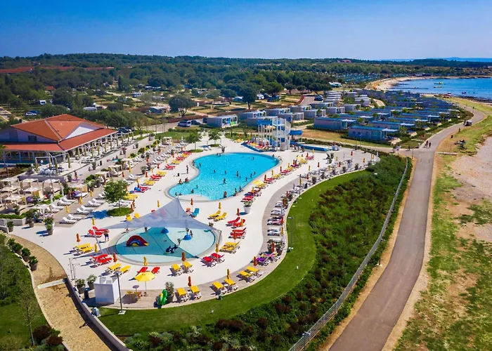 Mobile Homes With Pool In Medulin-istrien 38800 Μεντουλίν