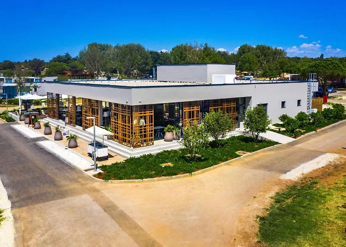 Mobile Homes With Pool In Medulin-istrien 38800 Μεντουλίν