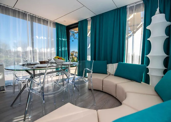 Πάρκο διακοπών Mobile Homes With Pool In Medulin-istrien 38800