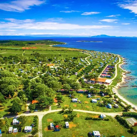 Mobile Homes With Pool In Medulin-istrien 38800 Holiday park