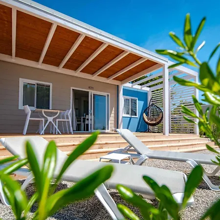 Parque de vacaciones Mobile Homes With Pool In Medulin-istrien 38800