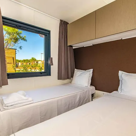Parque de vacaciones Mobile Homes With Pool In Medulin-istrien 38800 Medulin