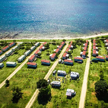 Mobile Homes With Pool In Medulin-istrien 38800 Holiday park *