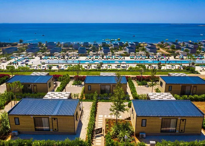 홀리데이파크 Mobile Homes With Pool In Medulin-istrien 38800 메덜린