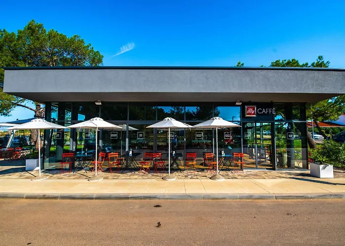 홀리데이파크 Mobile Homes With Pool In Medulin-istrien 38800