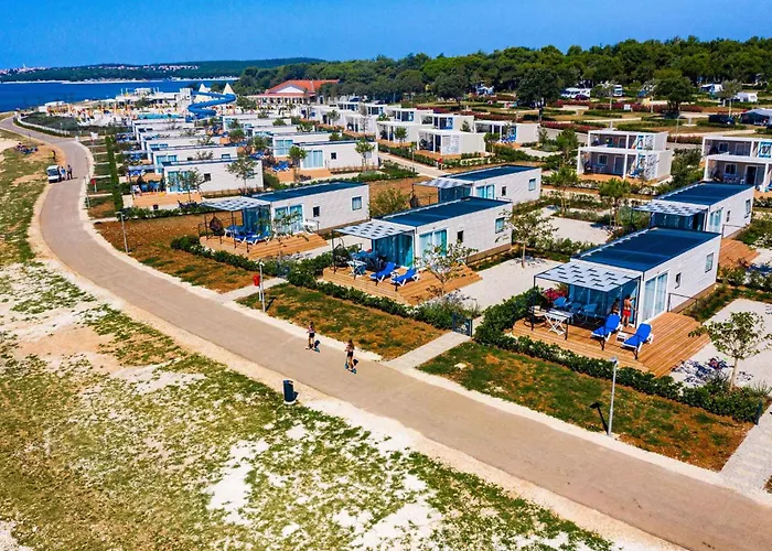 홀리데이파크 Mobile Homes With Pool In Medulin-istrien 38800 메덜린