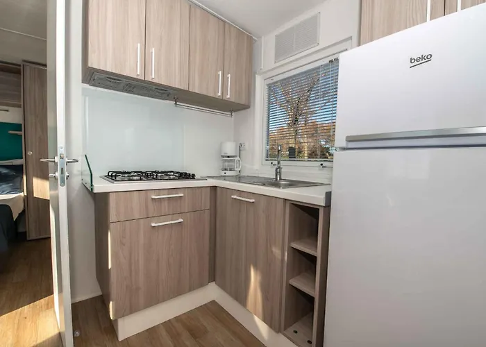 Mobile Homes With Pool In Medulin-istrien 38800 메덜린