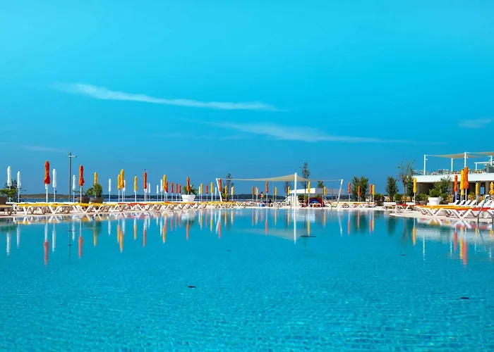 Mobile Homes With Pool In Medulin-istrien 38800 * 메덜린