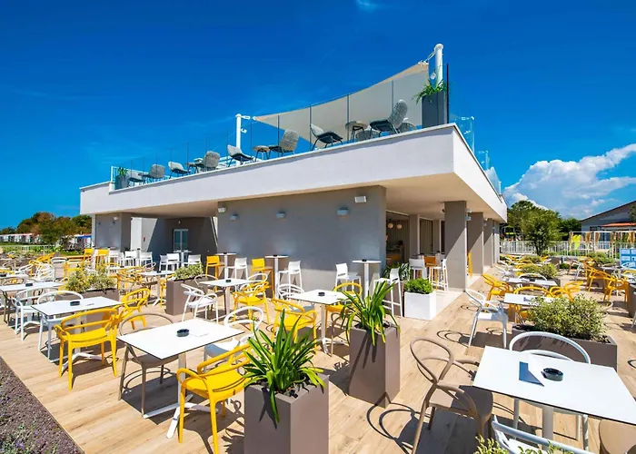 홀리데이파크 Mobile Homes With Pool In Medulin-istrien 38800 *