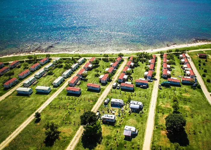 Mobile Homes With Pool In Medulin-istrien 38800 *